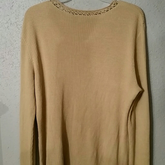 Judith Hart Long Sleeve Shirt - Picture 4 of 5